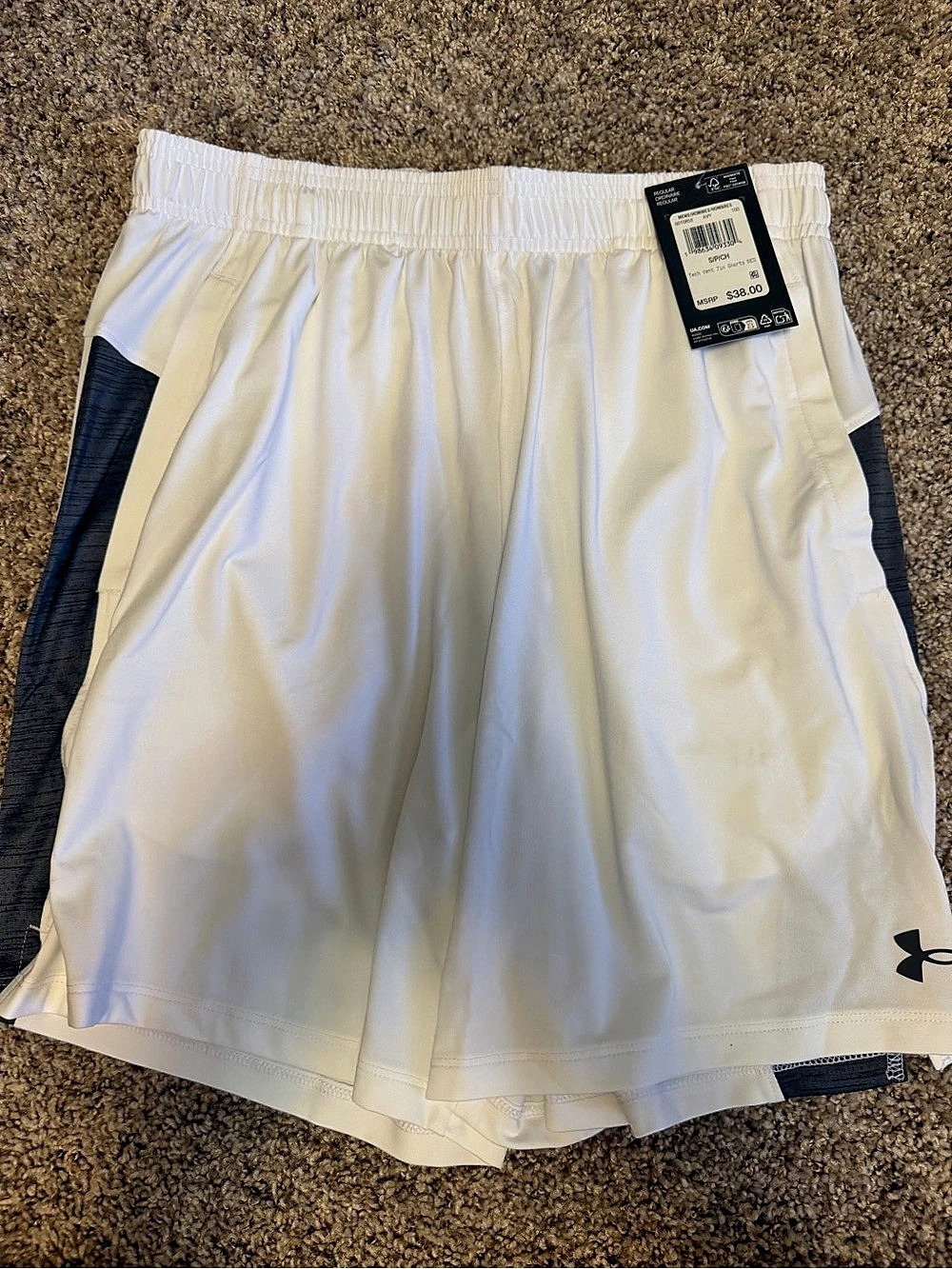 Under Armour Tech Vent 7in Shorts Athletic Shorts in White & Gray NWT Size Small